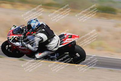 media/Oct-09-2022-SoCal Trackdays (Sun) [[95640aeeb6]]/Turn 15 Inside Distant Pans (1145am)/